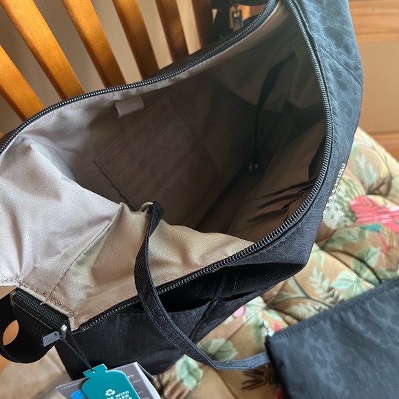 Baggallini Hobo Shoulder/Tote Bag - Picture 3 of 4